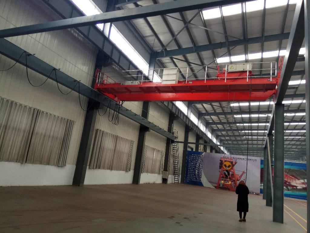 德惠双梁桥式起重机的主要参数及设计特点
